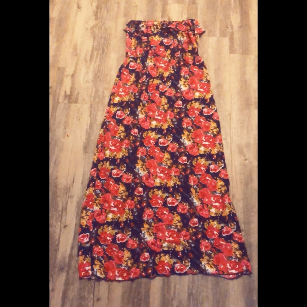🌺STRAPLESS FLOWER PRINT MAXI DRESS🌺